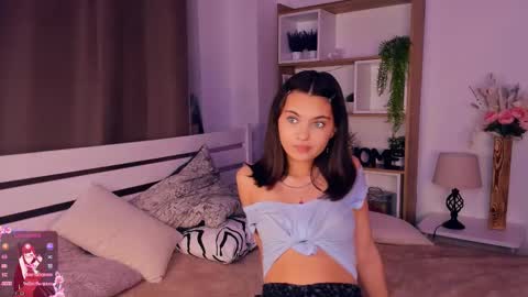 Snapshot of bunny_nova chatting on November 12, 2025, 8:04 am Aria online show from November 12, 2025, 8:04 am