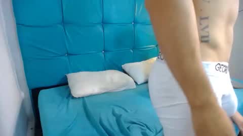 Snapshot of bunny_petit chatting on October 12, 2025, 11:09 am Buny online show from October 12, 2025, 11:09 am