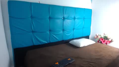 Snapshot of bunny_petit chatting on October 28, 2025, 10:19 am Buny online show from October 28, 2025, 10:19 am