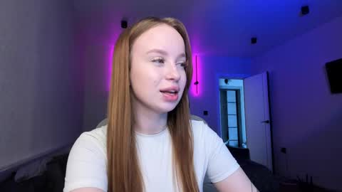 Snapshot of bunny_shinel chatting on June 5, 2026, 5:25 am Mary online show from June 5, 2026, 5:25 am