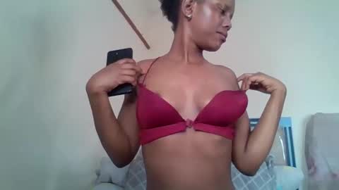 bunnydiva_ online show from October 15, 2025, 1:28 am