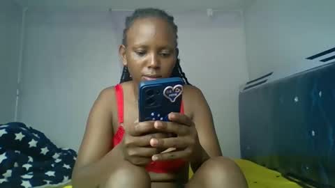 bunnydiva_ online show from April 25, 2026, 1:41 pm