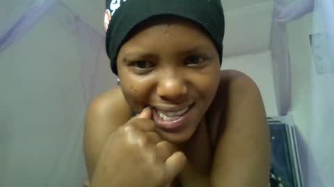 Snapshot of bunnydiva_ chatting on July 9, 2026, 2:15 am bunnydiva_ online show from July 9, 2026, 2:15 am
