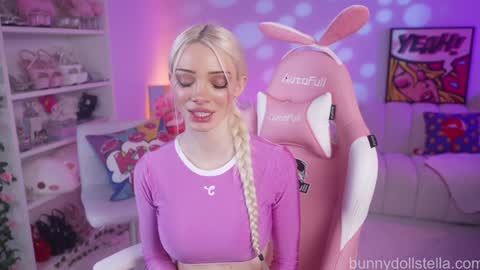 Stella online show from February 14, 2026, 1:02 am