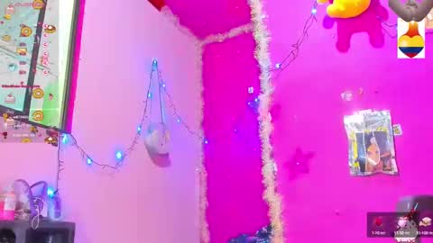 Snapshot of bunnygirl98 chatting on January 18, 2025, 10:06 pm BARBYCHOCOLAT online show from January 18, 2025, 10:06 pm