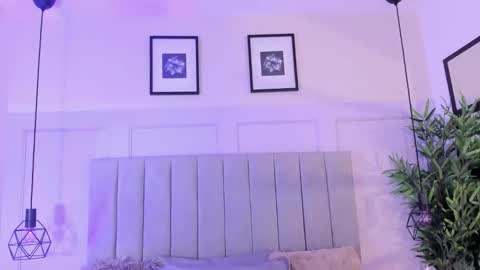 Snapshot of bunnypeachyy chatting on October 21, 2025, 12:39 pm online show from October 21, 2025, 12:39 pm