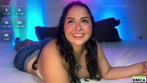  MARY BUNNY  online show from February 5, 2026, 5:45 am