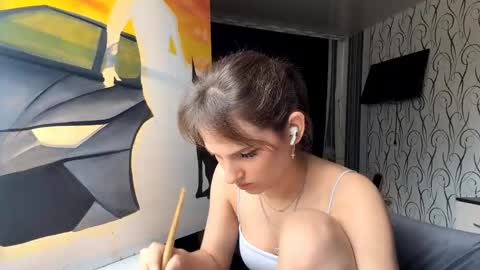 Bella online show from May 10, 2026, 9:47 am