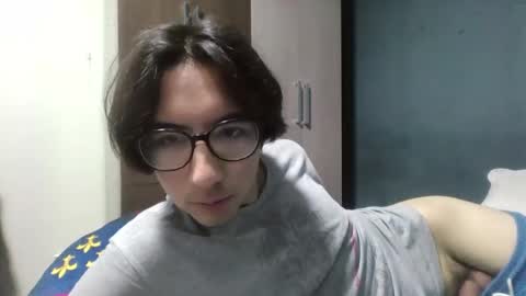 Bunny Wang online show from November 24, 2025, 4:01 am