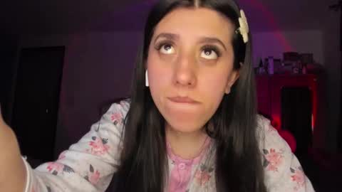 Jess online show from October 3, 2025, 2:41 am