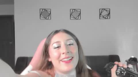 Im Val Welcome to my room My instagram Bubble cosmic online show from September 25, 2025, 1:31 am