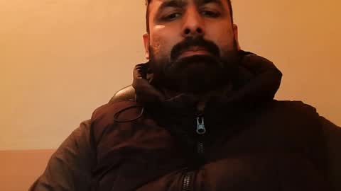 Hairy Arabian online show from January 11, 2025, 4:16 am