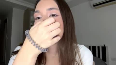 Nica online show from February 12, 2026, 8:20 am