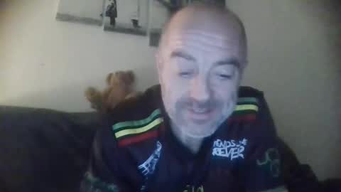 burnleyguy1977 online show from January 16, 2025, 5:42 am