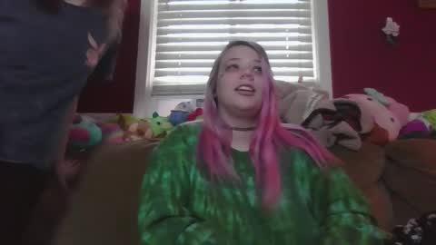 lilly online show from December 4, 2024, 9:24 pm