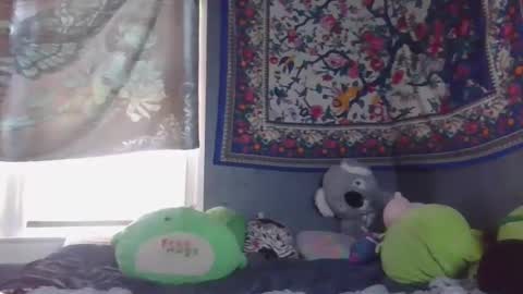 lilly online show from February 3, 2025, 7:10 pm