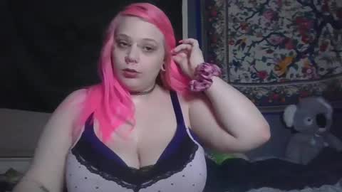 lilly online show from February 9, 2025, 3:22 am