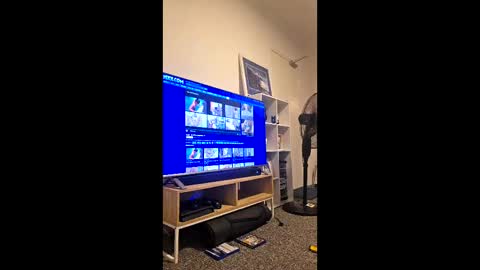 Snapshot of burra112 chatting on December 17, 2025, 11:27 am burra112 online show from December 17, 2025, 11:27 am