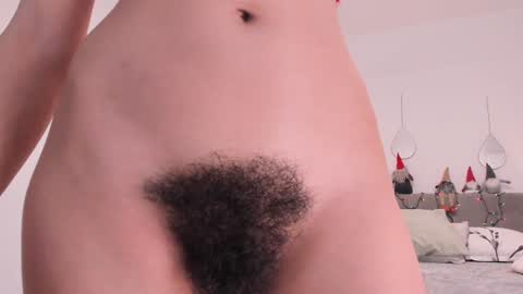 Snapshot of bush_woman chatting on December 19, 2024, 10:42 pm Larisa online show from December 19, 2024, 10:42 pm