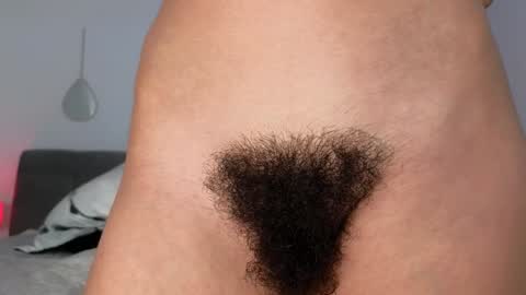 Snapshot of bush_woman chatting on January 17, 2025, 11:51 pm Larisa online show from January 17, 2025, 11:51 pm