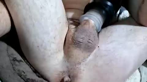 Snapshot of buster18hymen chatting on December 20, 2025, 11:39 am Buster18Hymen online show from December 20, 2025, 11:39 am