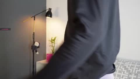 Snapshot of busterspinter chatting on October 6, 2025, 4:59 pm Buster independent model online show from October 6, 2025, 4:59 pm