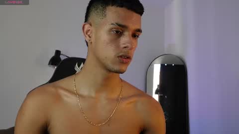 Snapshot of busterspinter chatting on July 24, 2026, 1:53 pm Buster independent model online show from July 24, 2026, 1:53 pm