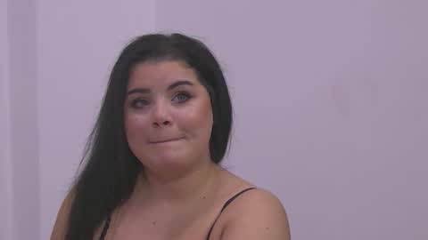 Snapshot of busty_madison chatting on October 20, 2025, 6:36 am busty_madison online show from October 20, 2025, 6:36 am