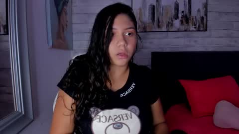 Snapshot of busty_melany chatting on February 4, 2025, 1:56 am Melany online show from February 4, 2025, 1:56 am