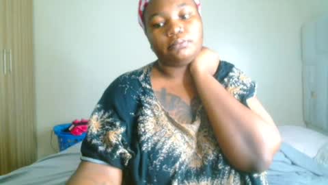 Snapshot of busty_mellons69 chatting on June 25, 2026, 7:24 am busty_mellons69 online show from June 25, 2026, 7:24 am