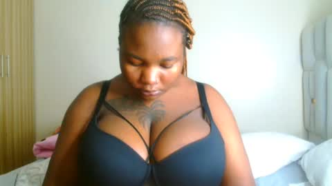 Snapshot of busty_mellons69 chatting on July 27, 2026, 9:27 am busty_mellons69 online show from July 27, 2026, 9:27 am
