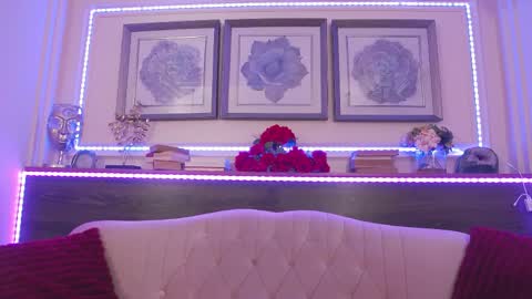Snapshot of bustyeva_ chatting on May 20, 2026, 3:24 am online between 6AM and 2PM EET almost everyday. online show from May 20, 2026, 3:24 am