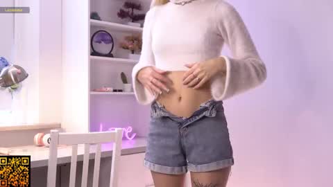 Snapshot of butteflai chatting on November 9, 2025, 10:02 am butteflai online show from November 9, 2025, 10:02 am