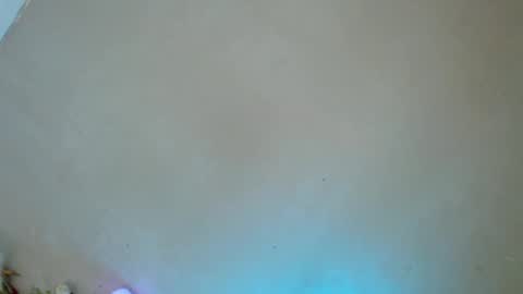 Snapshot of butter_cookiess chatting on September 20, 2025, 11:39 pm J E N online show from September 20, 2025, 11:39 pm