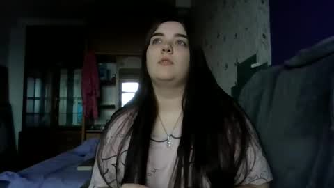 butterfly18988 online show from February 12, 2026, 8:31 am