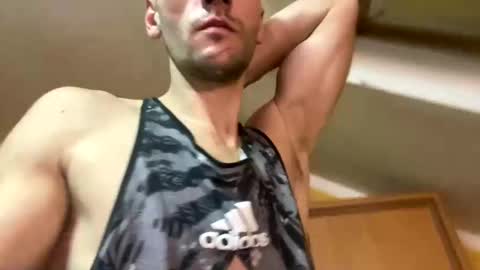Snapshot of buttlover___ chatting on January 6, 2025, 9:43 pm buttlover___ online show from January 6, 2025, 9:43 pm