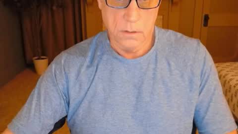 Snapshot of buttnakedfun954737 chatting on December 16, 2024, 9:03 am Miles online show from December 16, 2024, 9:03 am