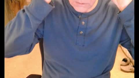 Snapshot of buttnakedfun954737 chatting on February 17, 2025, 9:56 am Miles online show from February 17, 2025, 9:56 am