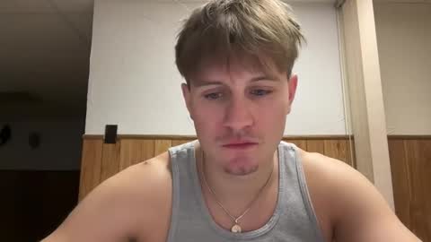 Snapshot of buzz5127 chatting on January 8, 2026, 4:15 am buzz5127 online show from January 8, 2026, 4:15 am