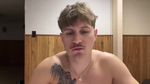 Snapshot of buzz5127 chatting on March 12, 2026, 4:40 am buzz5127 online show from March 12, 2026, 4:40 am