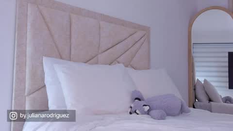 Snapshot of by_juliana chatting on May 13, 2026, 11:11 pm online show from May 13, 2026, 11:11 pm