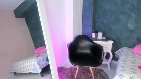 Snapshot of bysabrina chatting on March 25, 2026, 12:11 pm S A B R I N A online show from March 25, 2026, 12:11 pm
