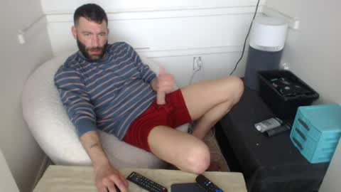 c2cmee online show from July 26, 2026, 9:32 pm