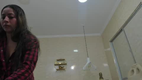Camii Sweet  online show from April 12, 2026, 8:14 pm