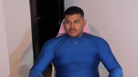 Snapshot of caballero_____ chatting on December 20, 2024, 12:30 am INSTAGRAM CABALLERO 1998 online show from December 20, 2024, 12:30 am