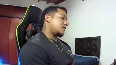 caballerozodi online show from November 5, 2025, 8:42 pm