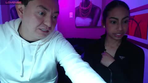 cachondooss online show from September 10, 2025, 4:18 pm