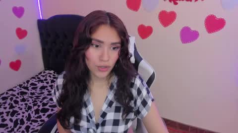 caelisse_cb online show from April 26, 2026, 4:15 pm