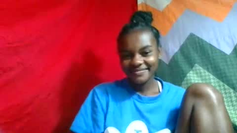 Snapshot of caella98 chatting on July 4, 2026, 8:31 am caella98 online show from July 4, 2026, 8:31 am