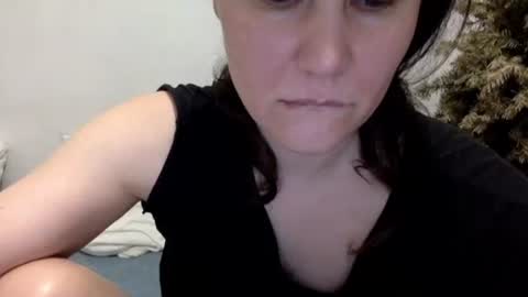 Lamb online show from April 28, 2026, 5:51 pm